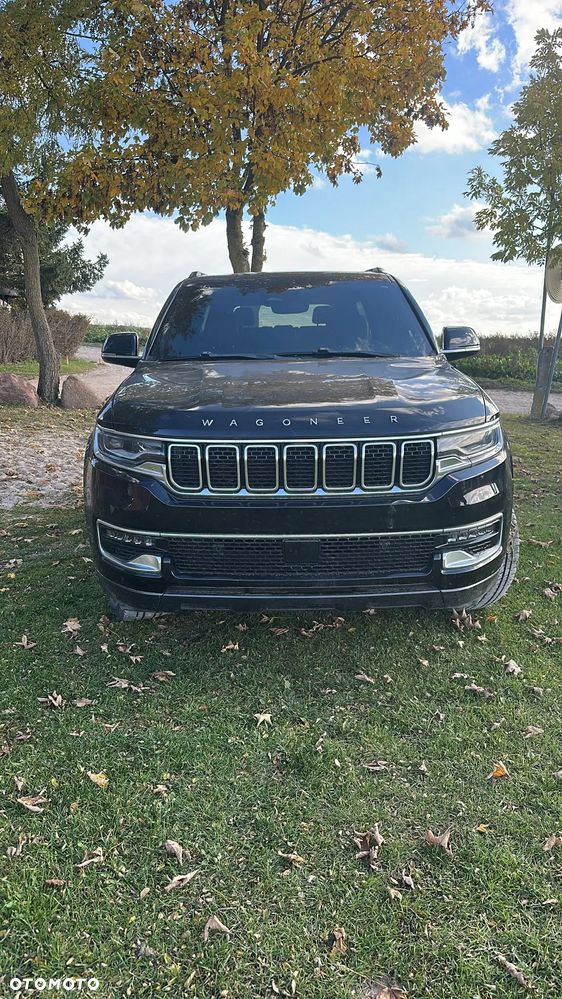Jeep Wagoneer - 5