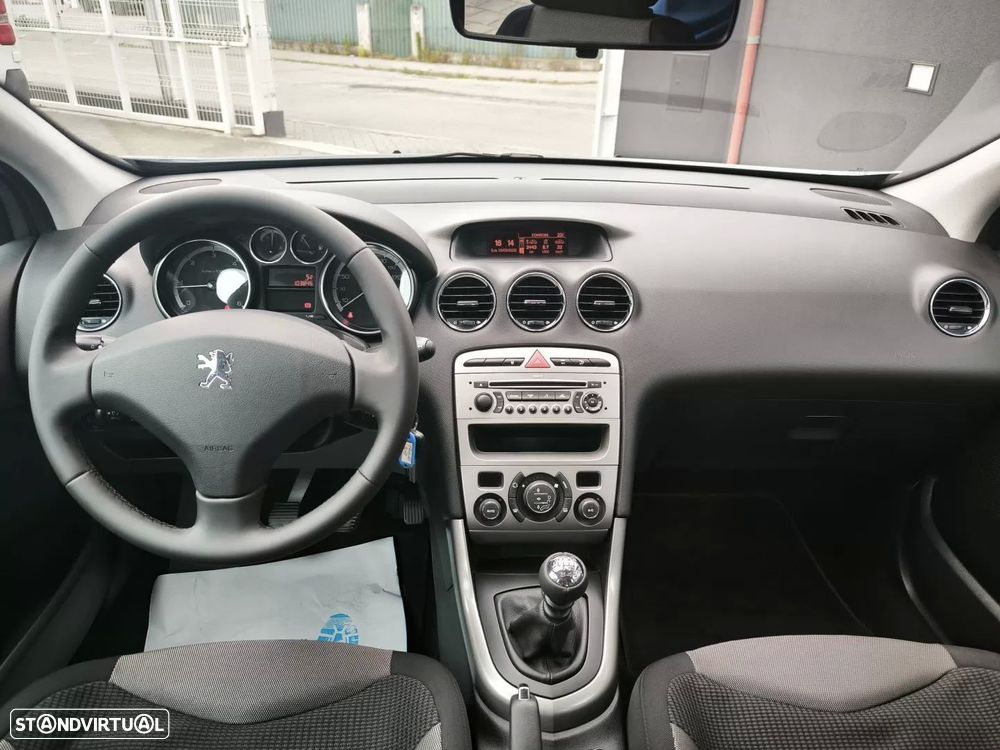 Peugeot 308 1.6 HDi Executive - 20