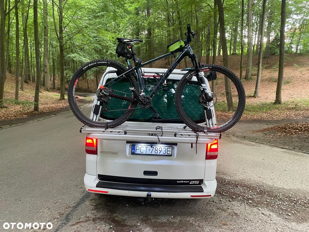 Volkswagen Multivan - 8