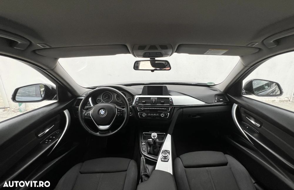 BMW Seria 3 320d - 20