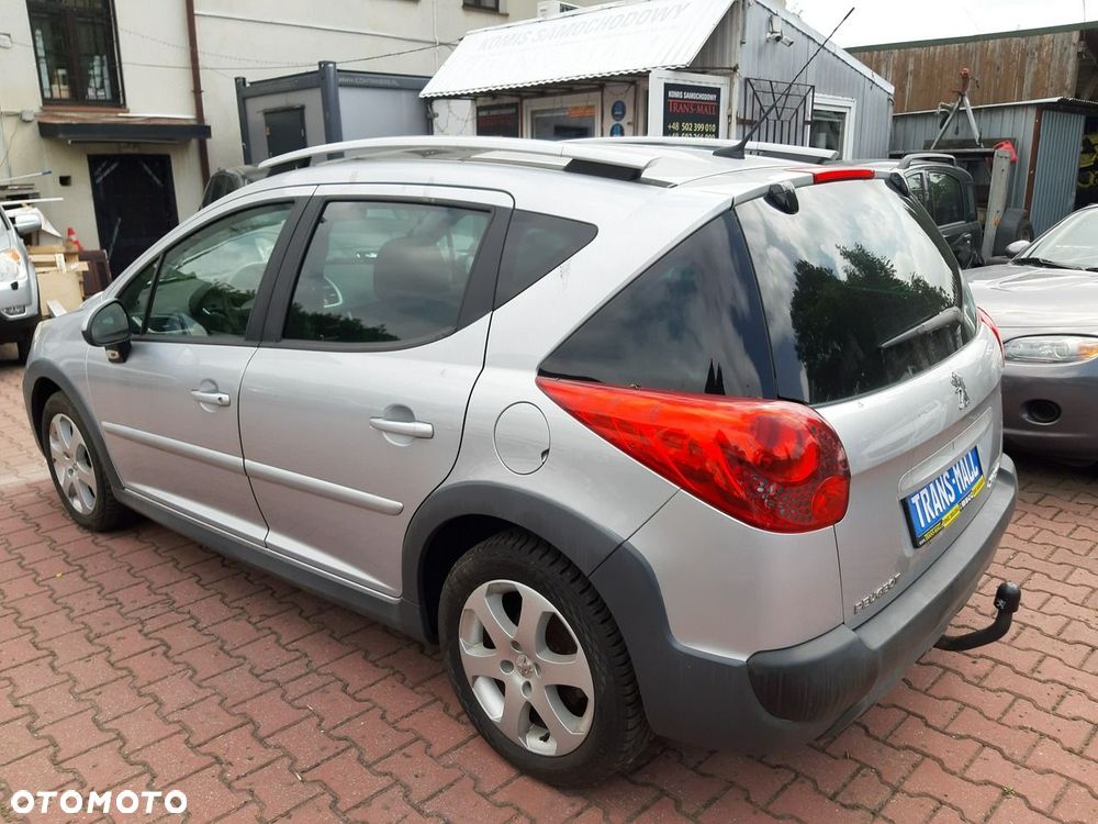 Peugeot 207 - 17