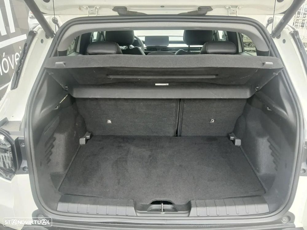 Jeep Avenger 1.2 e-Hybrid Summit DCT - 29