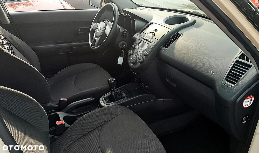 Kia Soul 1.6 CVVT Attract - 11