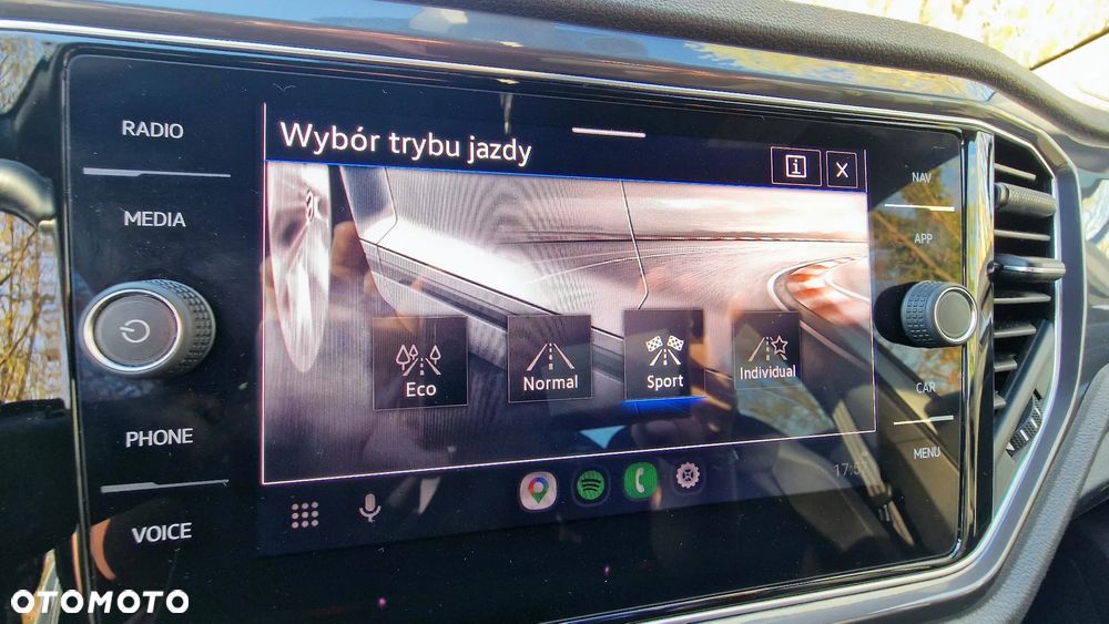 Volkswagen T-Roc 1.5 TSI ACT Premium DSG - 12