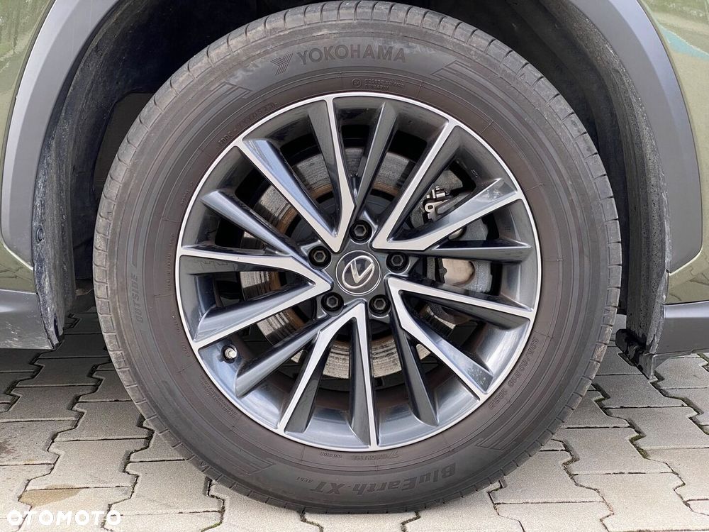 Lexus NX - 35