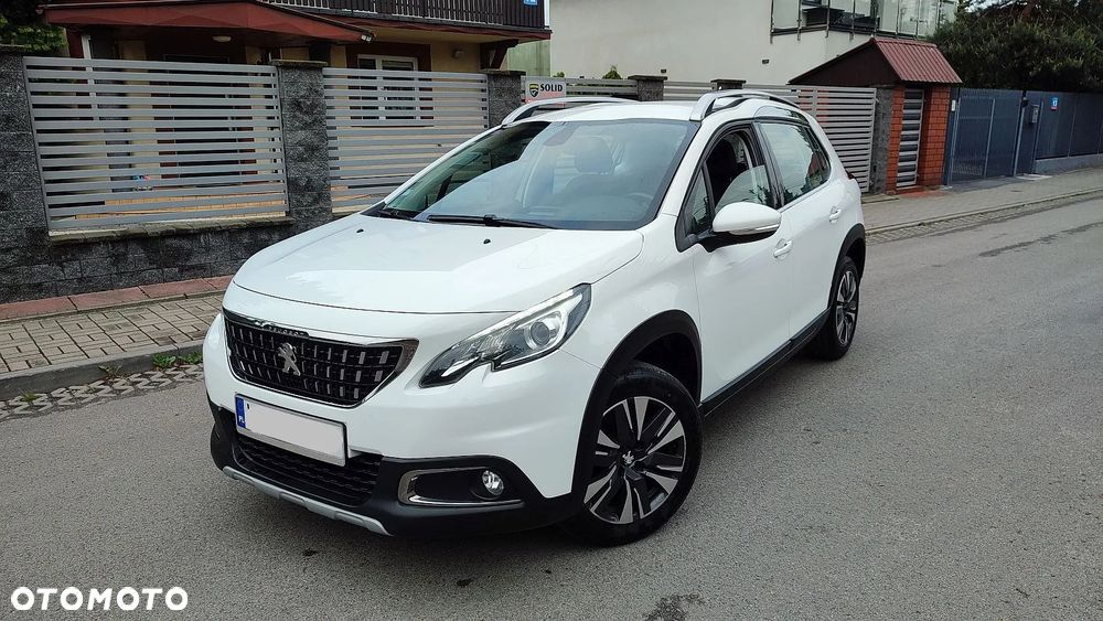 Peugeot 2008 1.2 Pure Tech Style S&S - 35