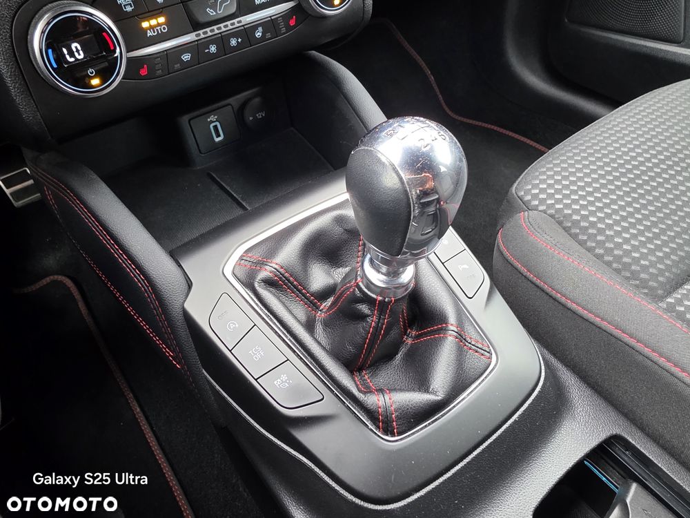 Ford Focus 1.5 EcoBoost ST-Line ASS - 15