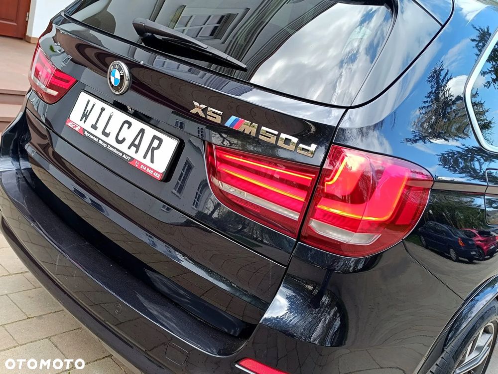 BMW X5 M M50d Sport-Aut - 22