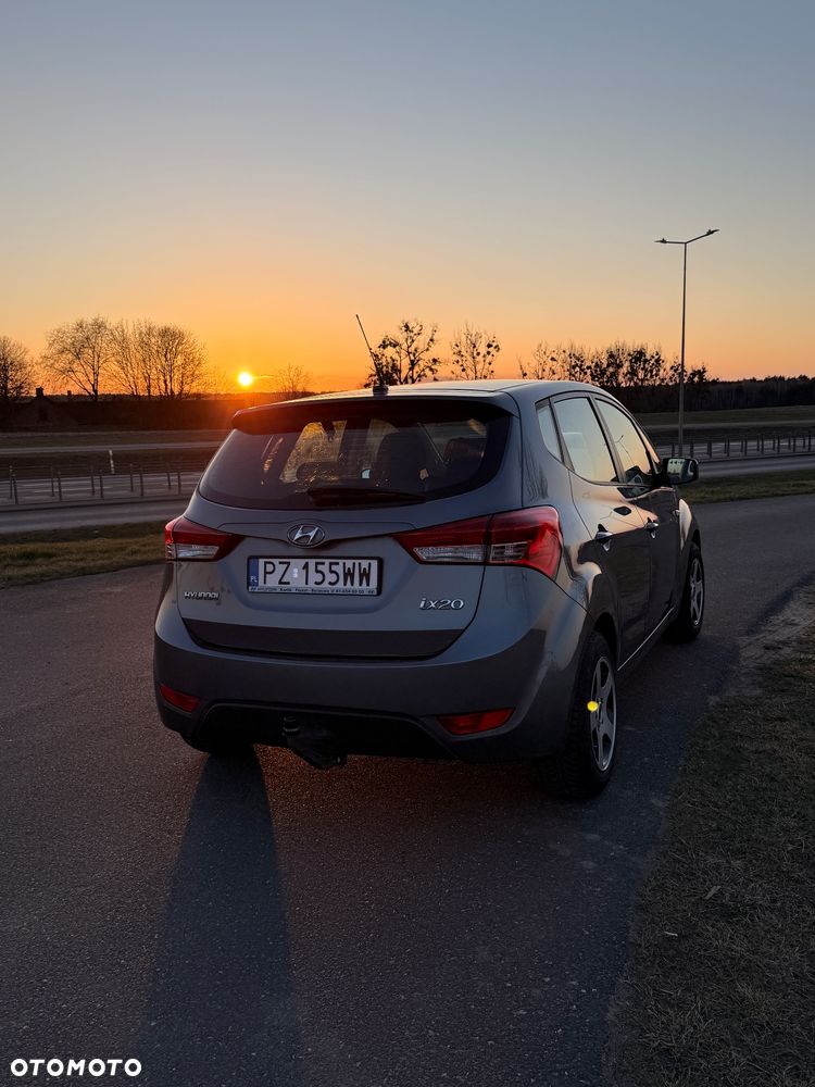 Hyundai ix20 - 11