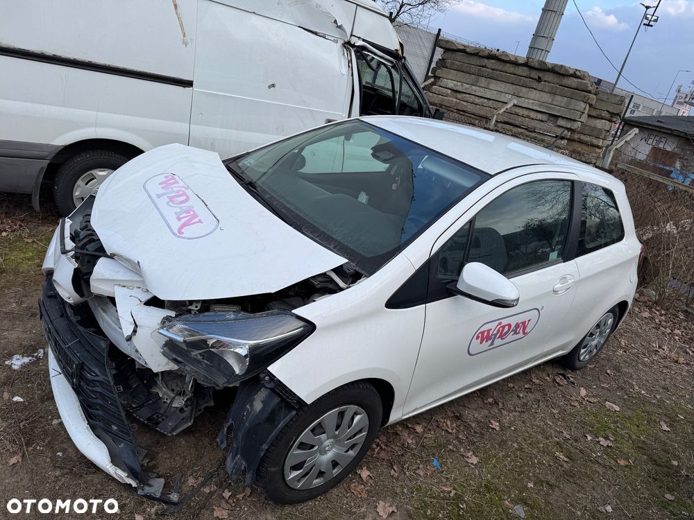 Toyota Yaris - 8
