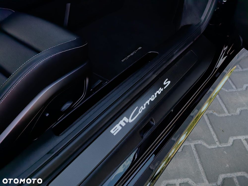Porsche 911 Carrera S - 38