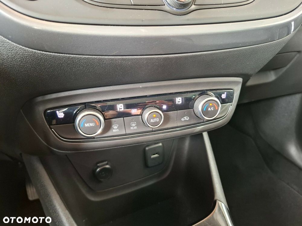 Opel Crossland X - 23