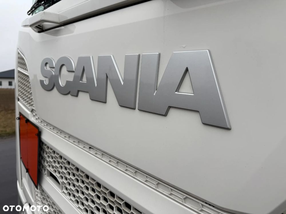Scania - 27