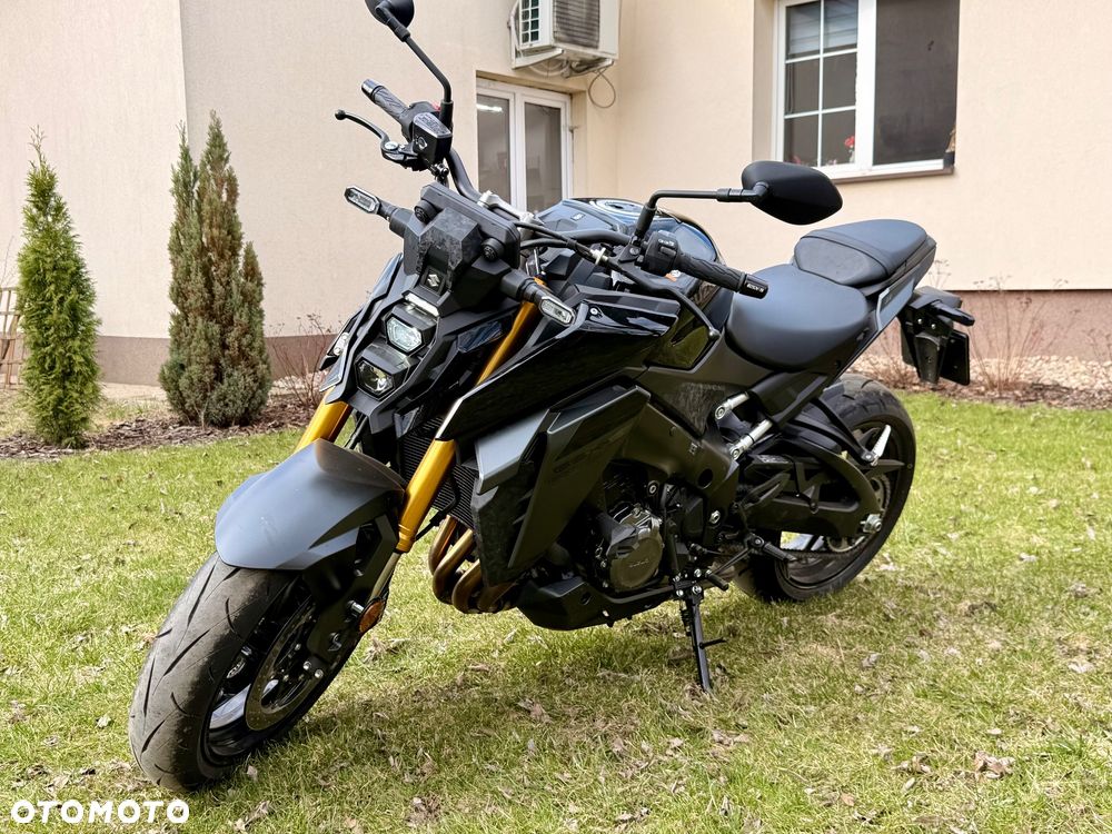 Suzuki GSX 1000 - 1