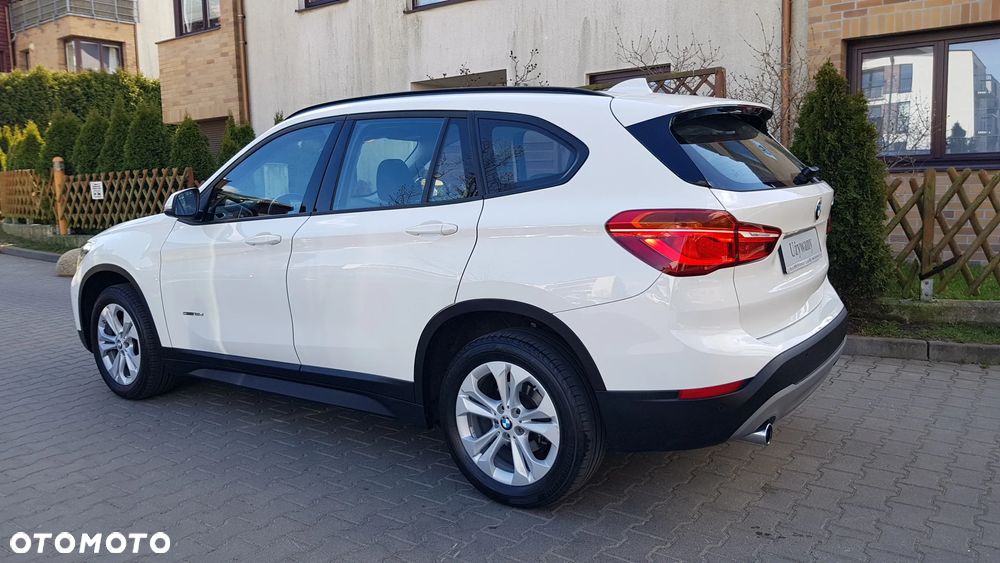 BMW X1 sDrive18d Advantage sport - 4