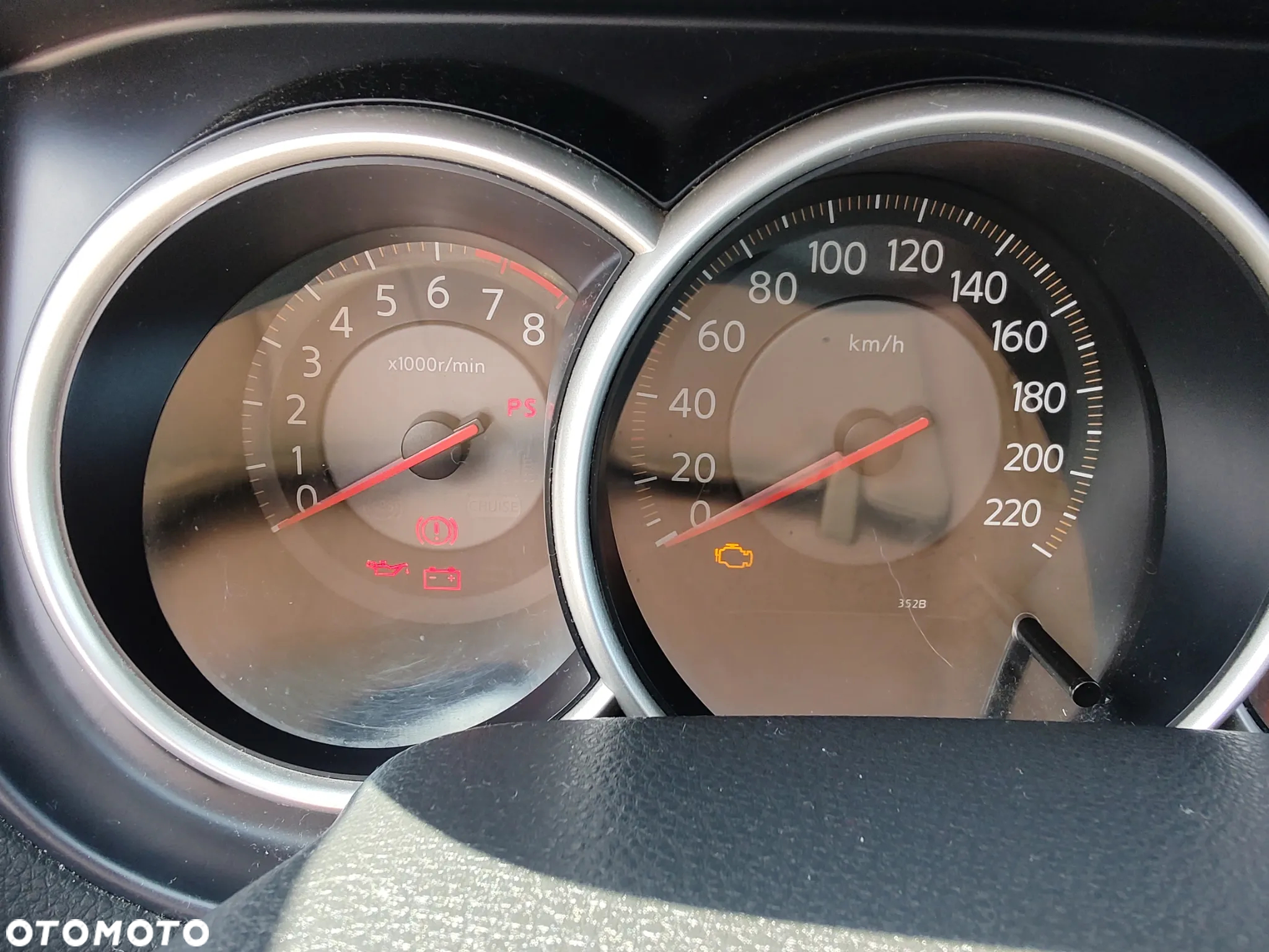 Nissan Tiida 1.6 Visia - 30