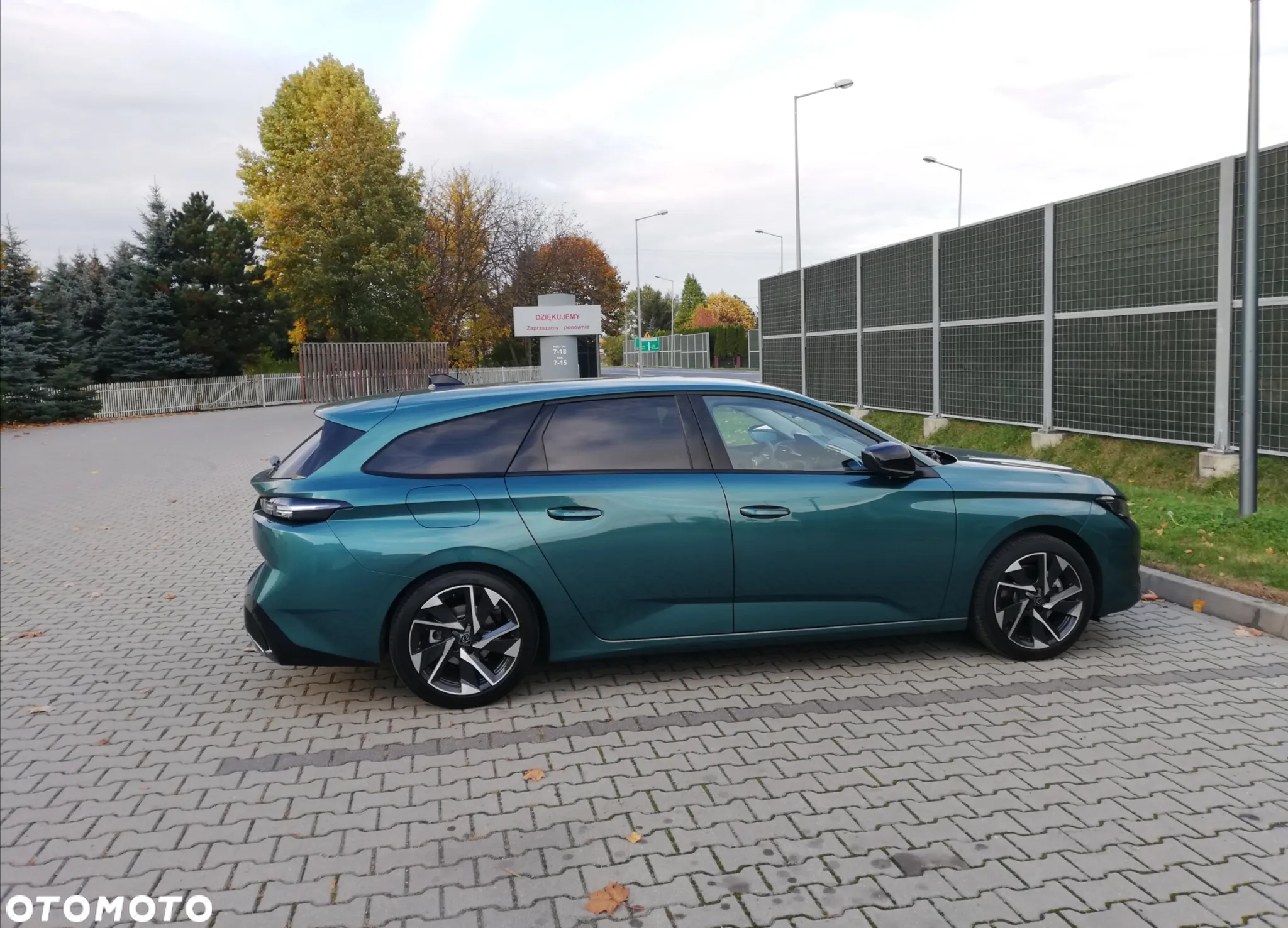 Peugeot 308 1.2 PureTech Allure Pack S&S EAT8 - 5
