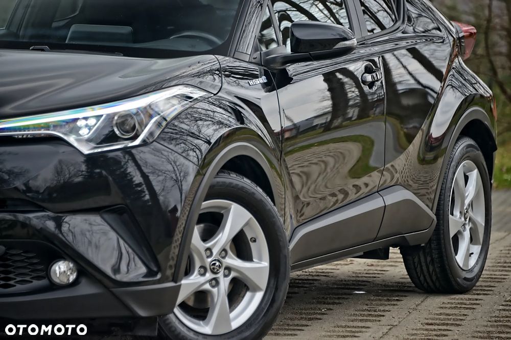 Toyota C-HR - 12