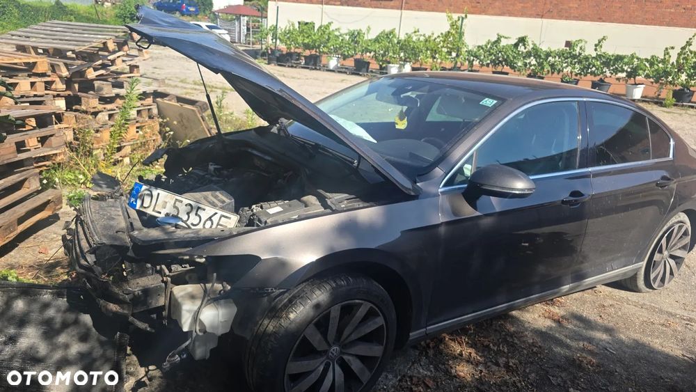 Volkswagen Passat 2.0 TDI BMT Highline DSG - 10