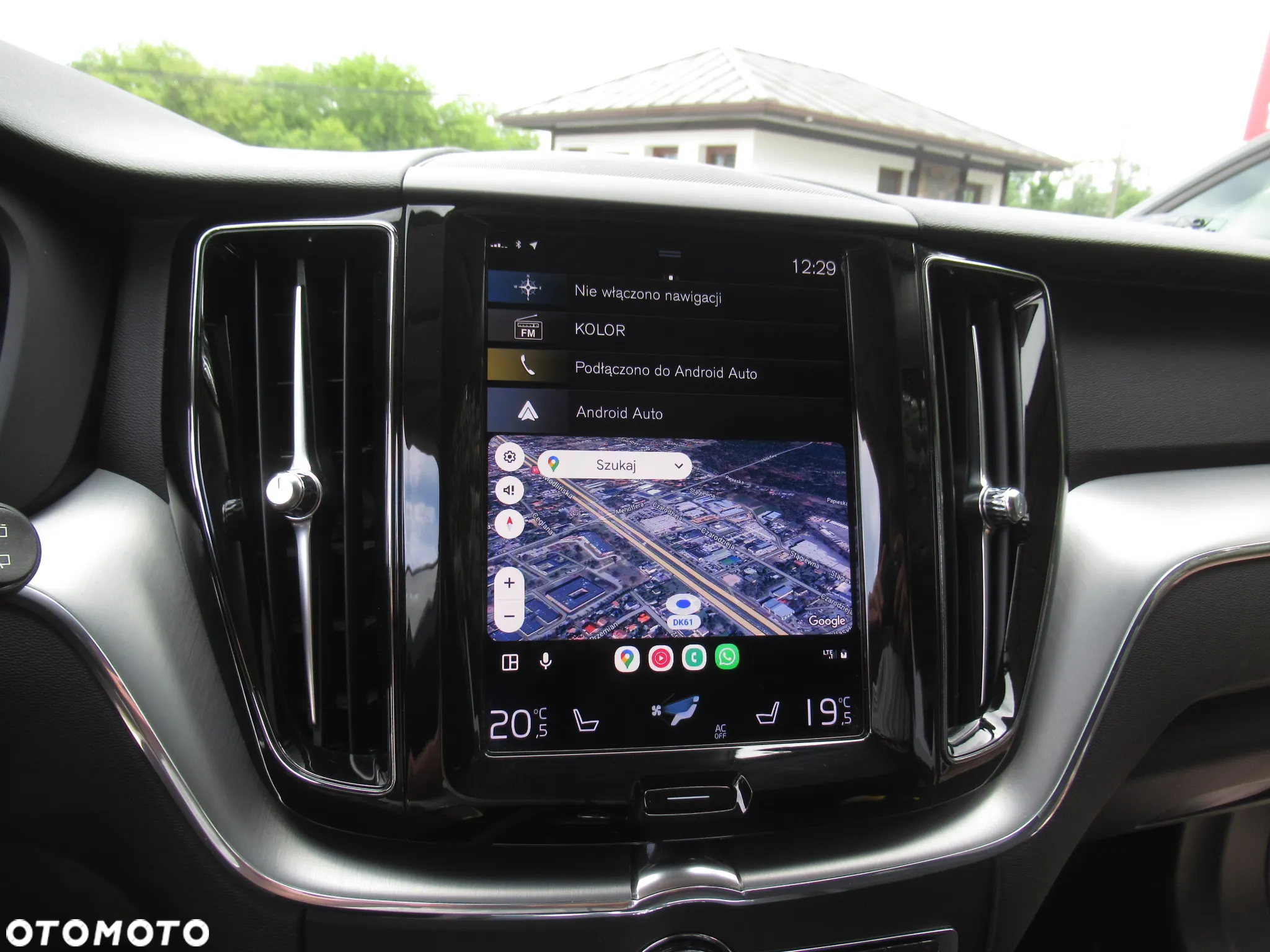 Volvo XC 60 B4 B Momentum - 32