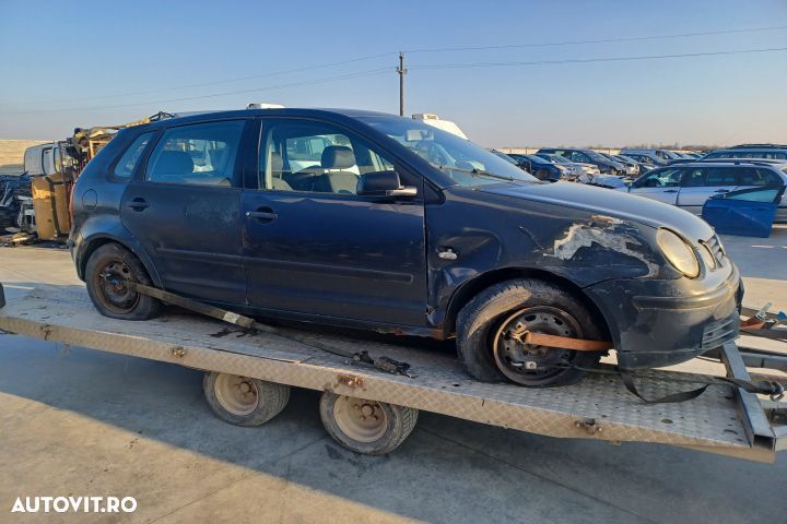 Motor fara anexe 1.4 AMF Volkswagen VW Polo 4 9N [2001 - 2005] Hatchb - 12