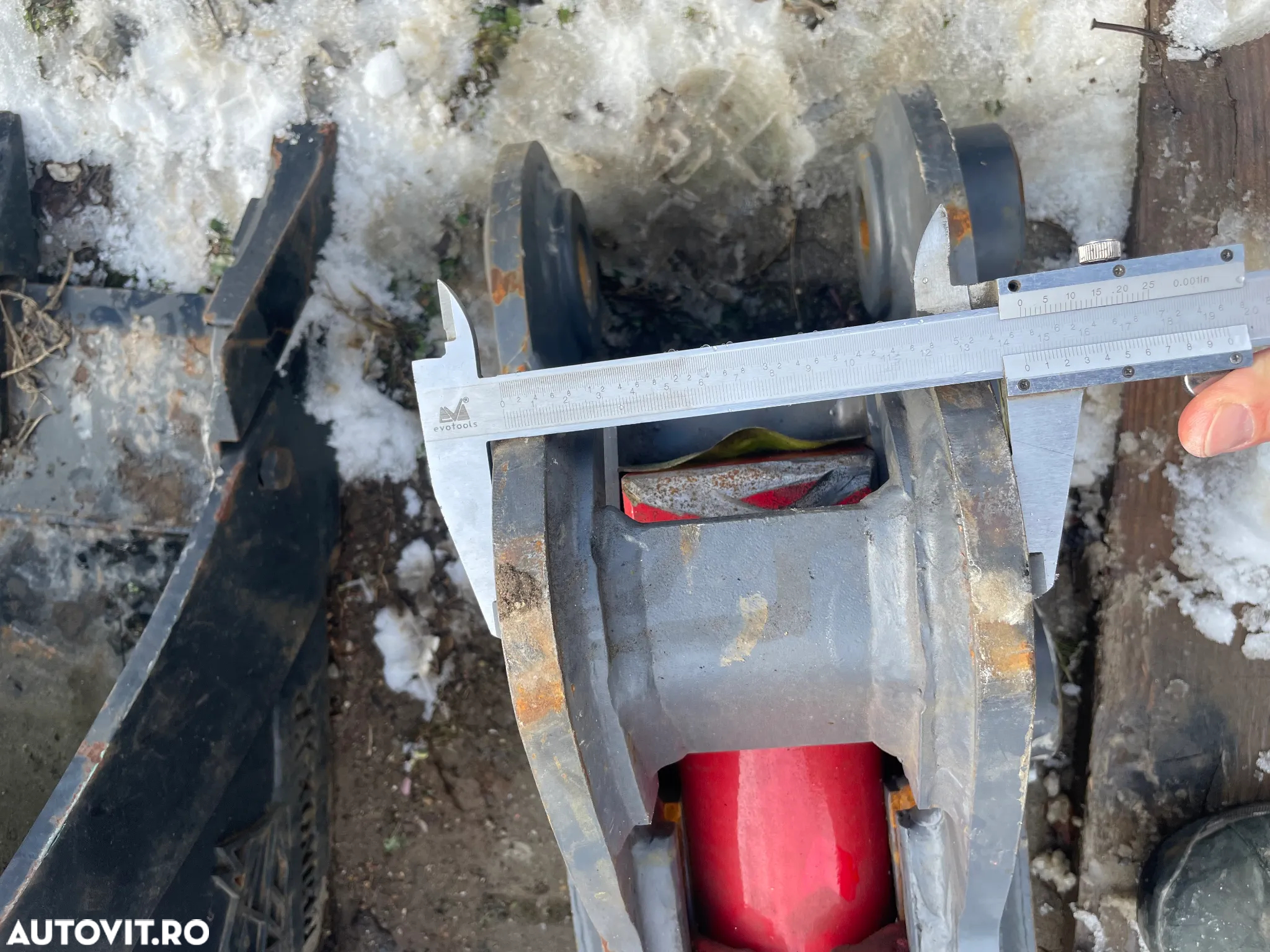 Sistem Strickland Rapid Automat De Prindere Cupe Pentru Excavatoare cu bolt de 45mm - 8