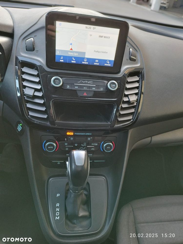Ford Tourneo Connect - 11