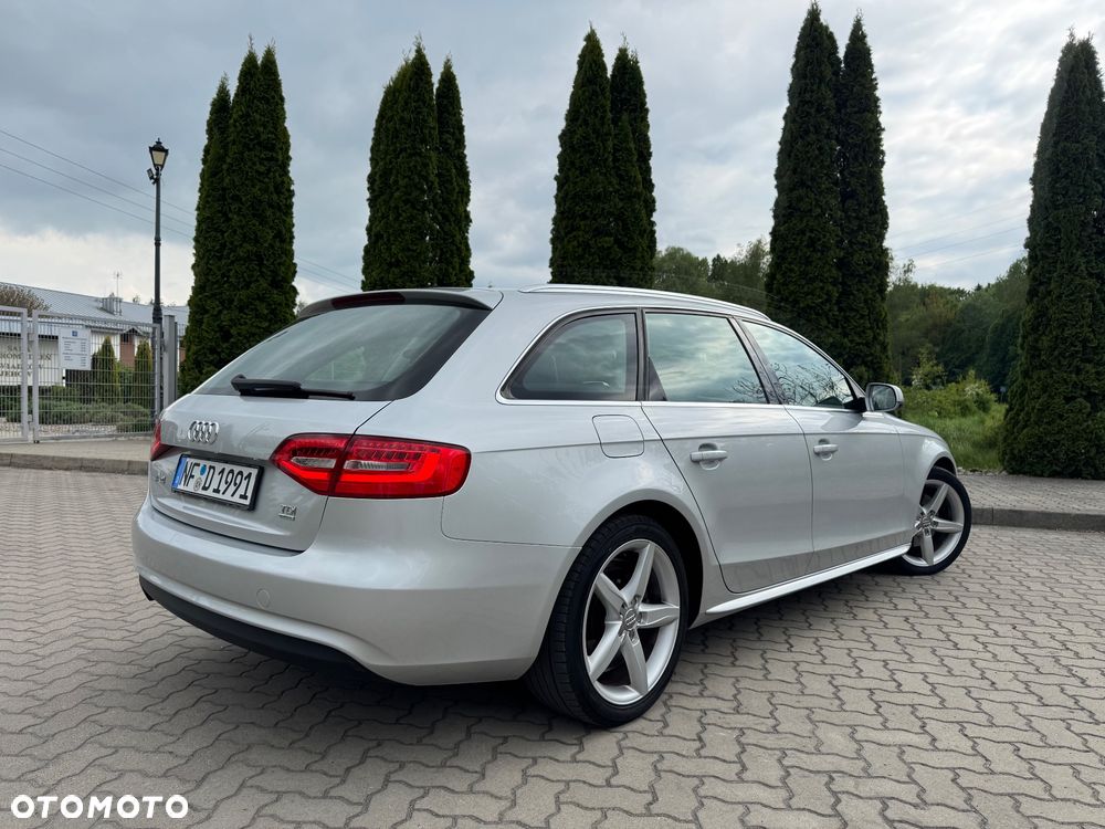 Audi A4 Avant 2.0 TDI DPF quattro S line Sportpaket - 4
