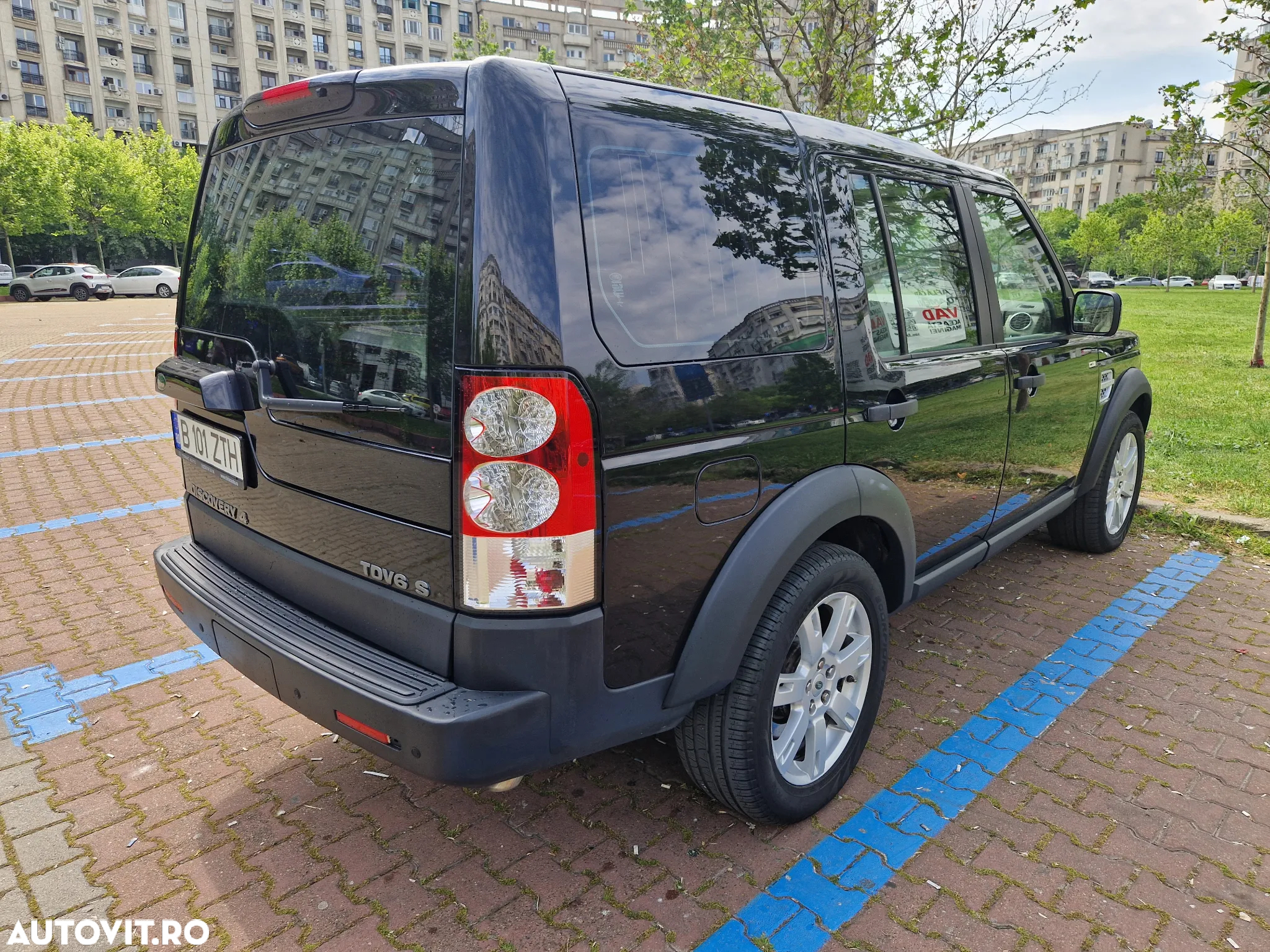 Land Rover Discovery 4 3.0 L SDV6 SE Aut. - 12