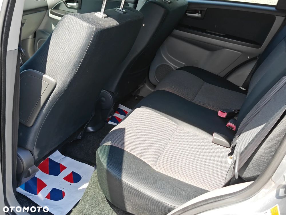 Suzuki SX4 1.9 DDiS DPF 4x2 Comfort - 8
