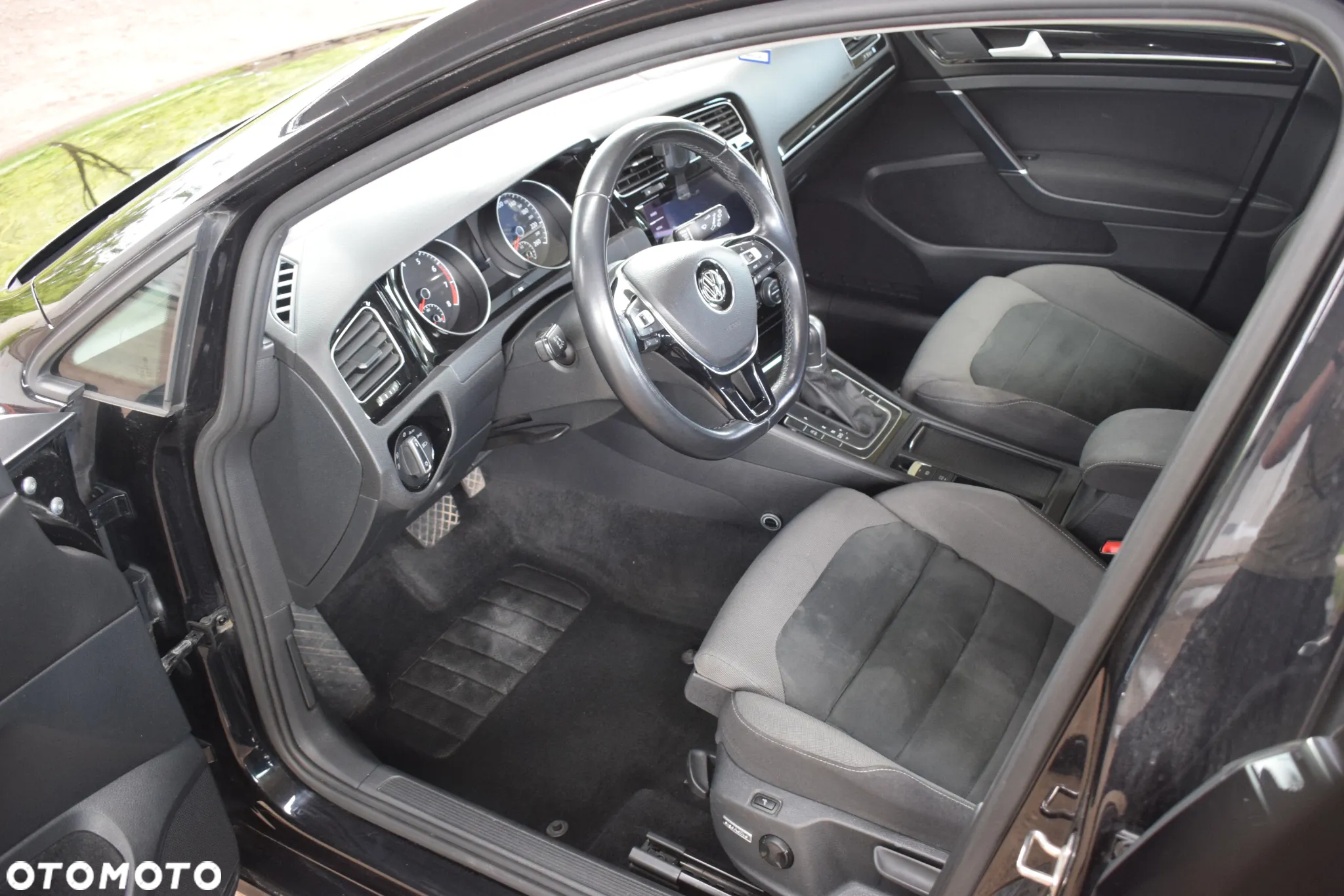 Volkswagen Golf VII 1.5 TSI BMT Evo Comfortline DSG - 10