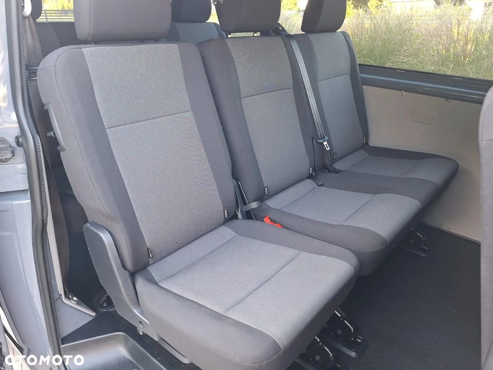 Volkswagen Transporter T6 Lang Plus Trendline - 14