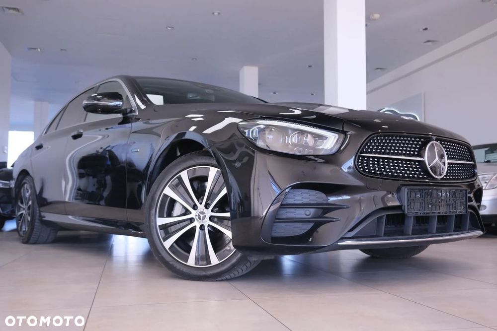 Mercedes-Benz Klasa E 300 de 9G-TRONIC AMG Line - 4