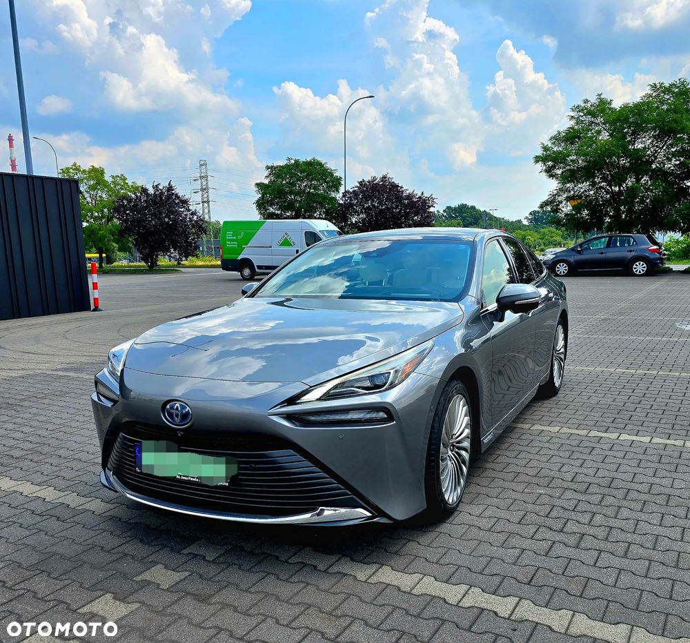 Toyota Mirai Executive - 2