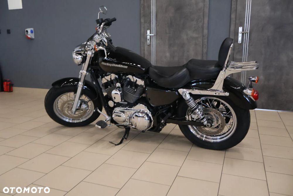 Harley-Davidson Sportster Custom 1200C - 13