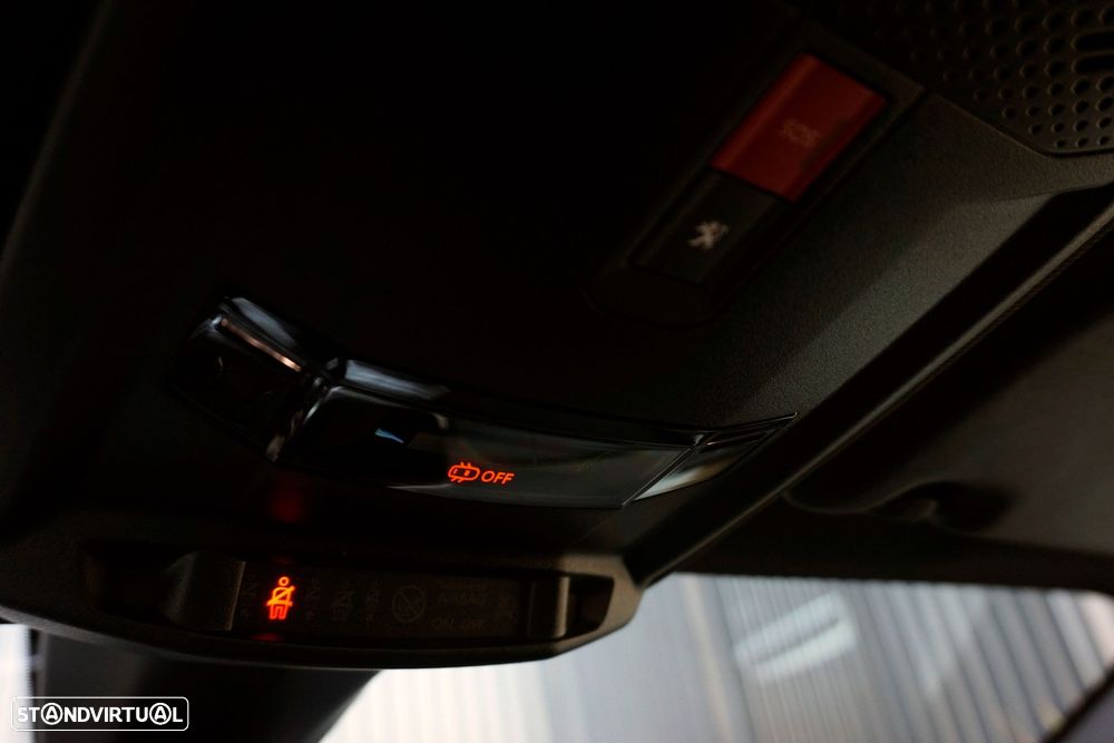 Peugeot e-208 50 kWh GT Line - 36