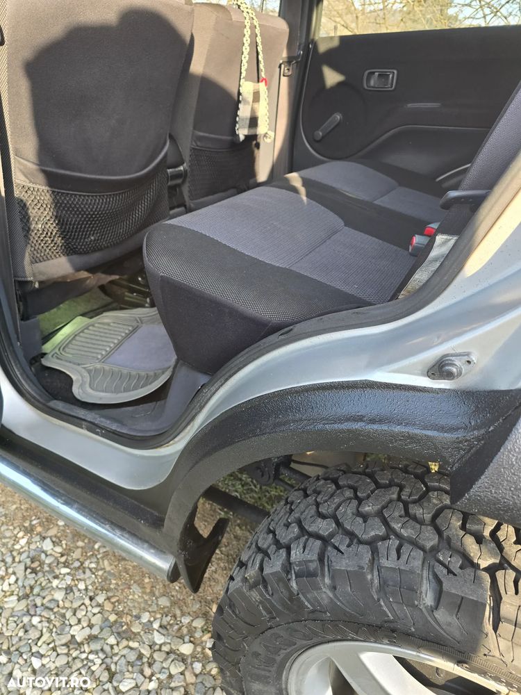 Daihatsu Terios - 19