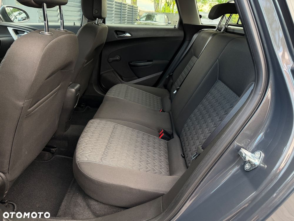 Opel Astra 1.4 Turbo - 23