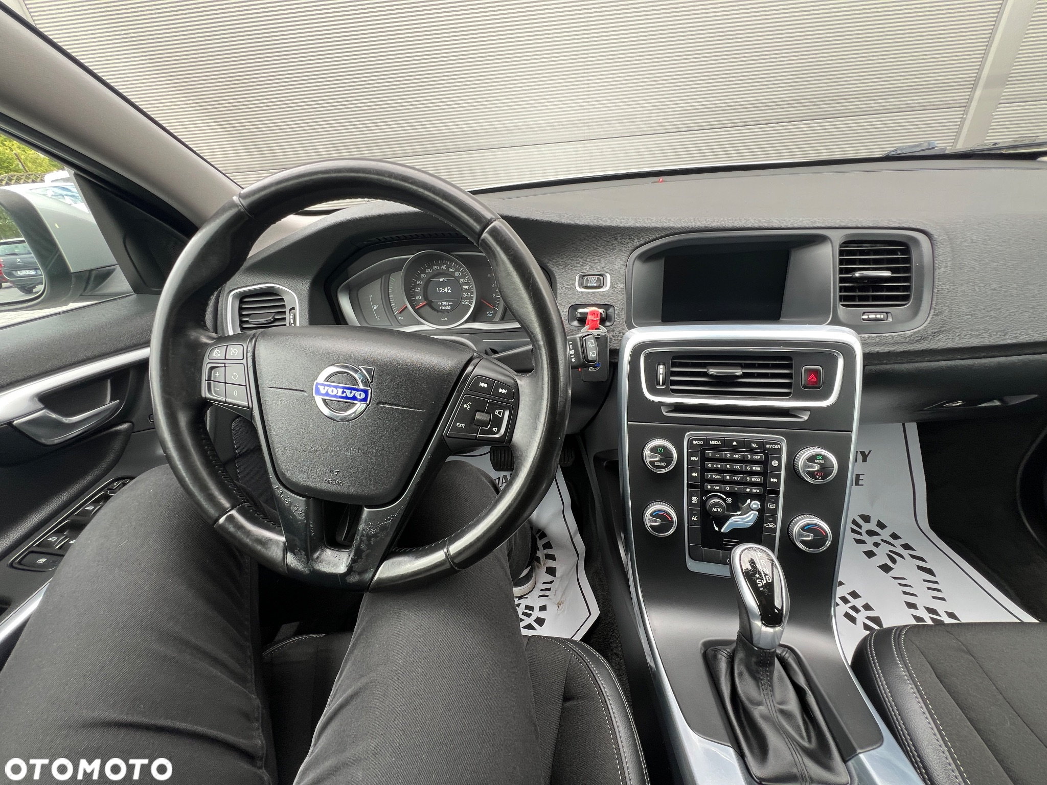 Volvo V60 D2 Kinetic - 19