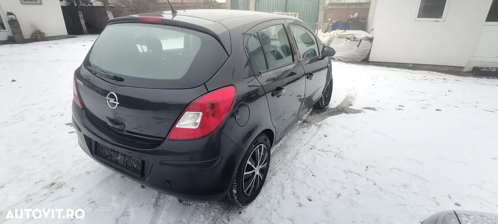 Opel Corsa 1.4 16V Satellite - 4