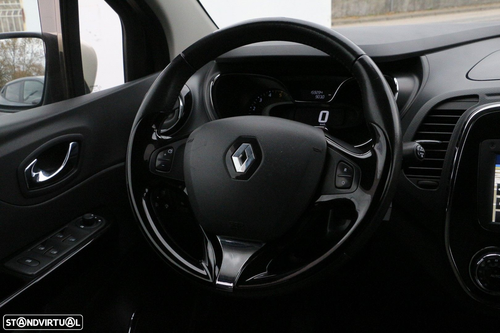 Renault Captur 1.5 dCi Exclusive - 17
