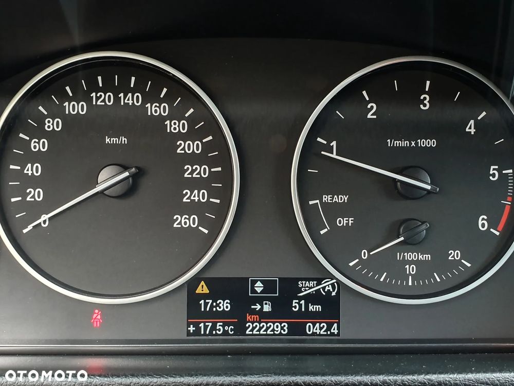 BMW Seria 3 320d Touring Sport Line - 20
