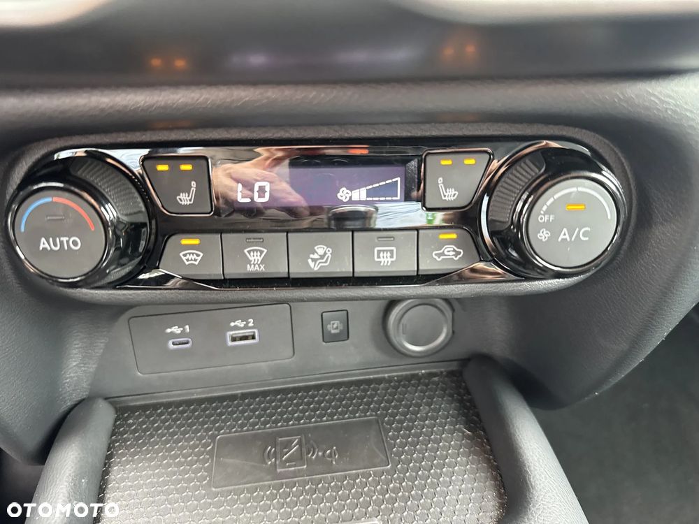 Nissan Juke 1.0 DIG-T N-Connecta - 19