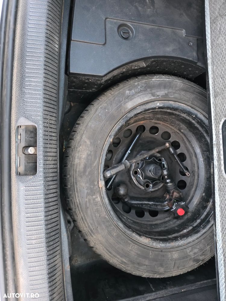 Volkswagen Passat 2.0 TDI DSG Comfortline - 13