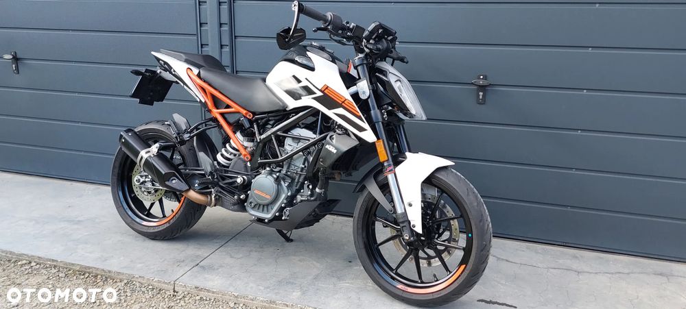 KTM Duke 125 - 37