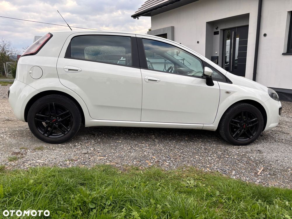 Fiat Punto 1.4 Easy S&S - 2