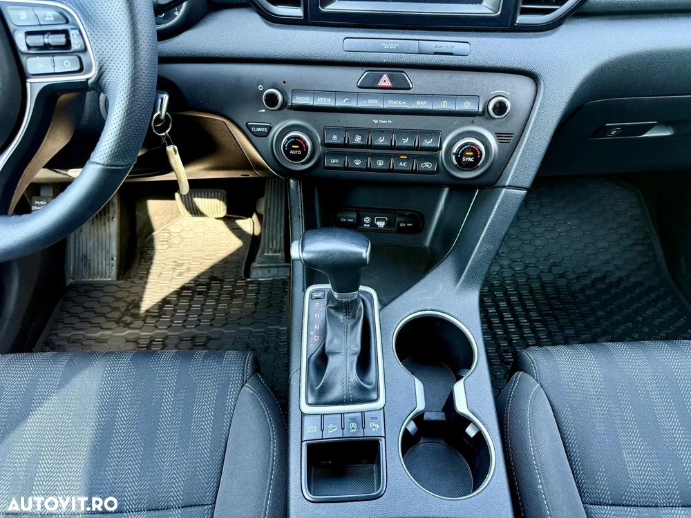 Kia Sportage 1.7 DSL 7DCT 4x2 Plus - 12