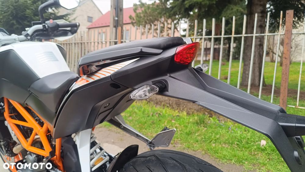 KTM Duke - 18