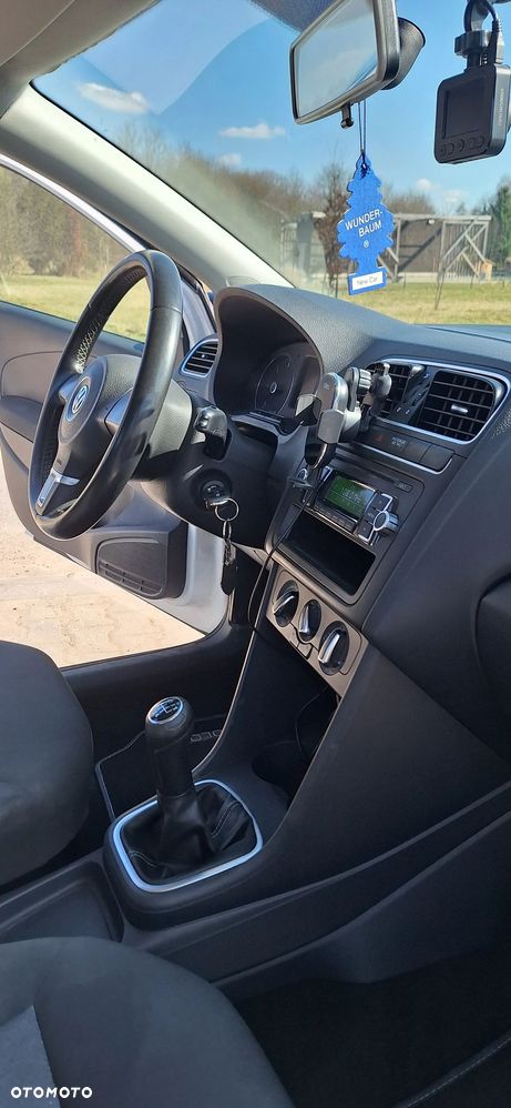 Volkswagen Polo 1.6 TDI DPF Highline - 20