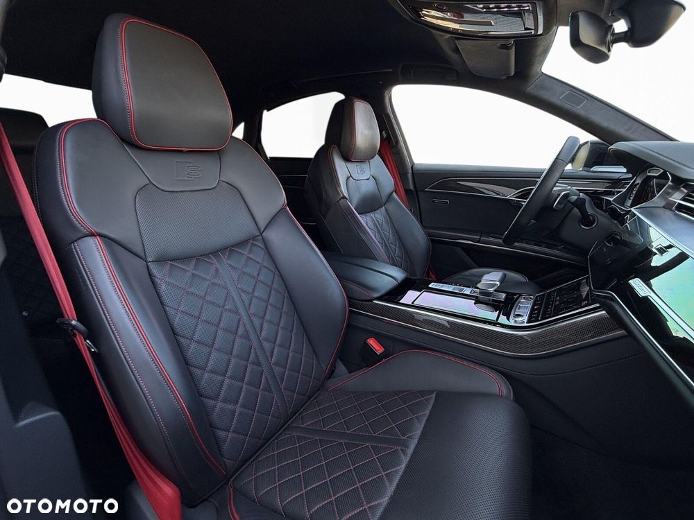 Audi S8 TFSI mHEV Quattro Tiptr - 34